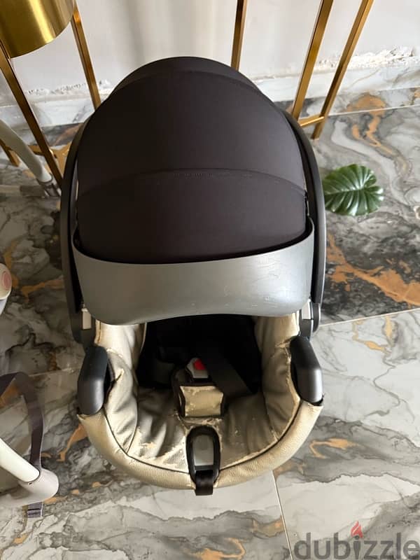 car seat and adapter Mima 1