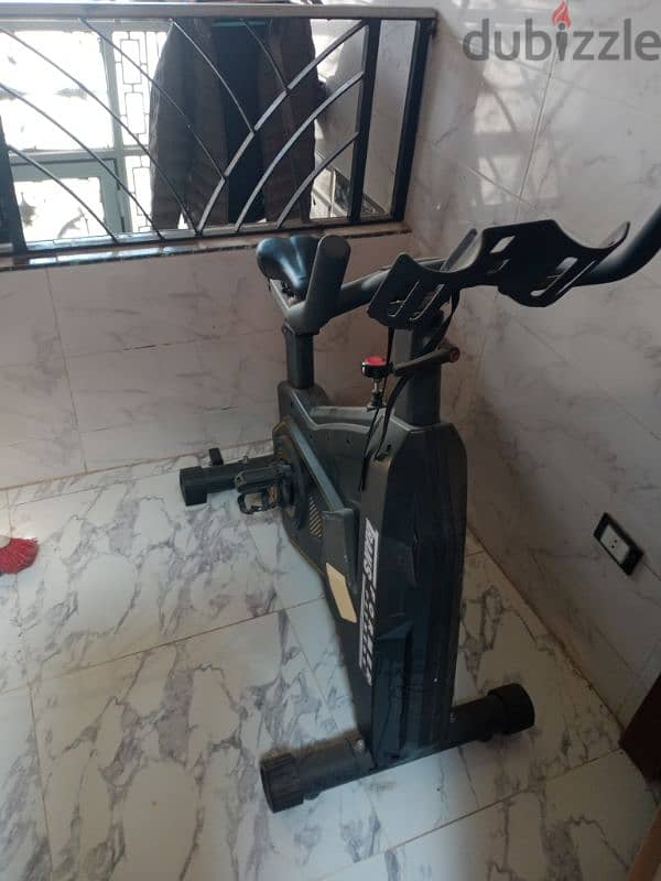 Gym bike 220 kg 1