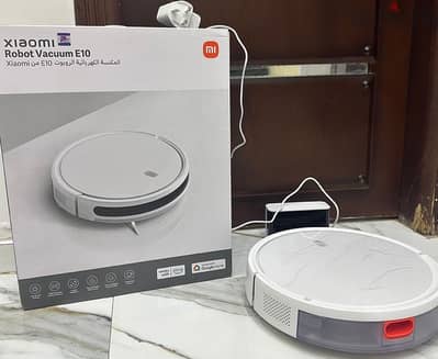 مكنسه و ممسحه شاومي اي ١٠ بحاله الزيرو  xiaomi E10 vacuum like new