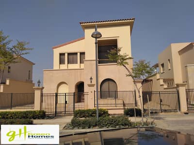 Fully Finished Standalone for Sale in Uptown Cairo – Landscape View!