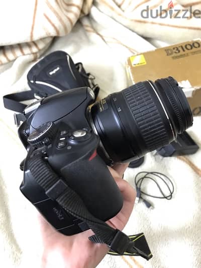 كاميرا نيكون/Camera Nikon D3100 للبيع