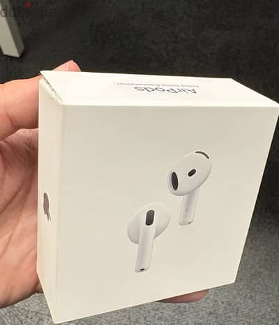 Airpods 4 with active noise cancellation (ANC)