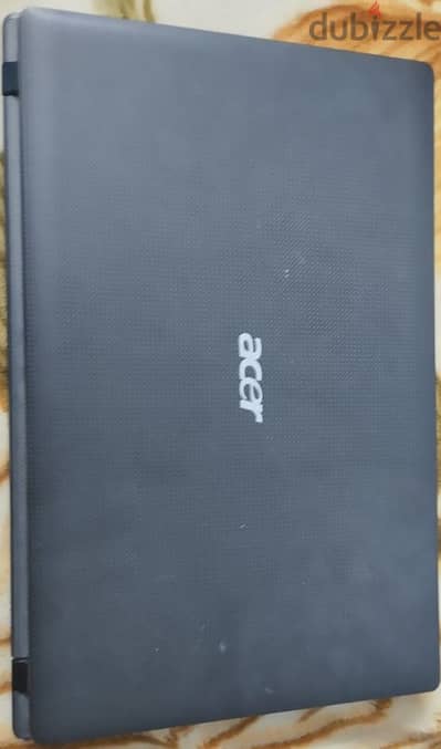 لاب توب محتاج صيانة Acer