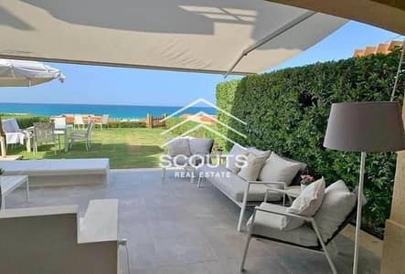 Chalet for sale Ready to move in La Vista 6 Ain Sokhna  fully finished, first row on the sea, next to Porto Sokhna, minutes from Telal , 150 meters