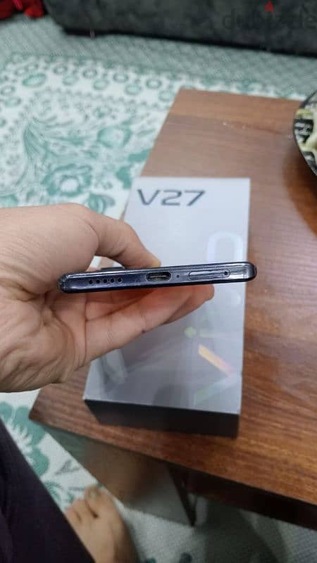 vivo v27 5g 4