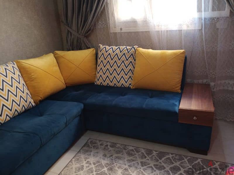 living room ركنه كحلي اللون 1