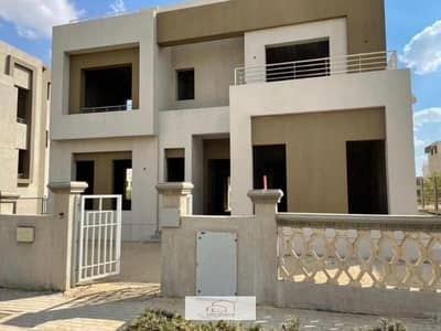 Villa 345m + Basement 170m For Sale in Golf Extension Compound - Palm Hills