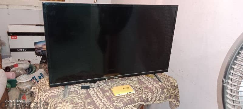 شاشه TCL 32 بوصه + ريسيفر استرا 1