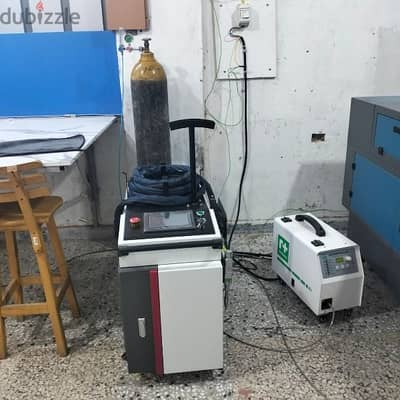 ماكينه لحام فايبر ليزر 2000w