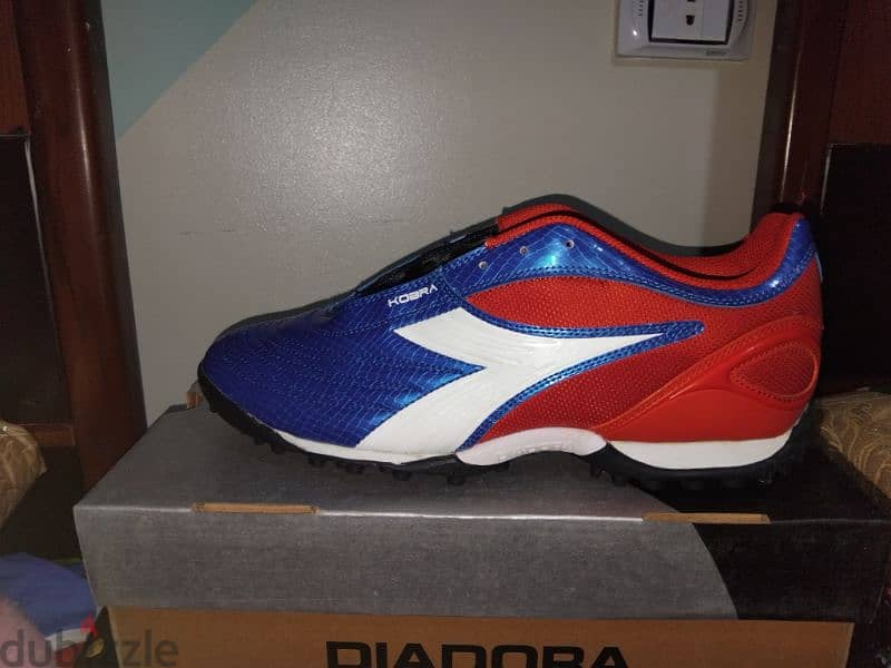 حذاء كوره قدم DIADORA اصلي 2