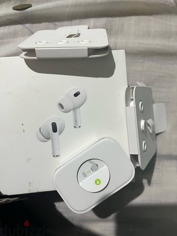 Airpods pro 2nd generation ( charging case only) 3