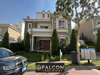 Villa for sale, immediate receipt, in Mountain View 1.1, Fifth Settlement, in front of the Public Prosecutor’s Office, near North Teseen Street.