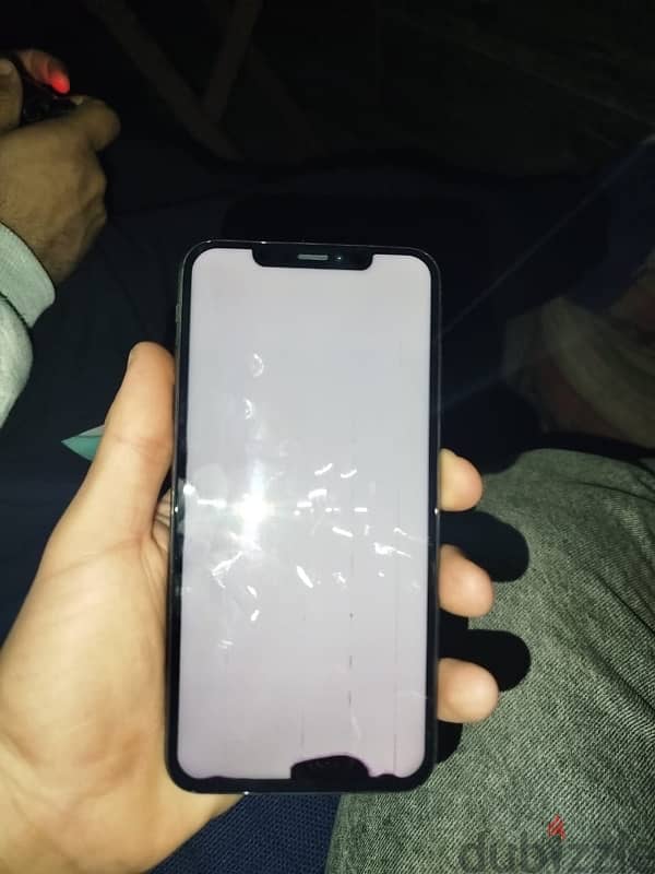 ايفون Xs max 1