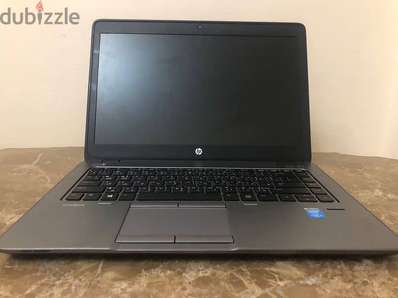 لاب hp elitebook بحالة الزيرو وشنطة الأصلية بتاعته 4