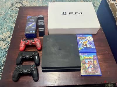 PlayStation 4 Slim 1T  From USA  (Like New)