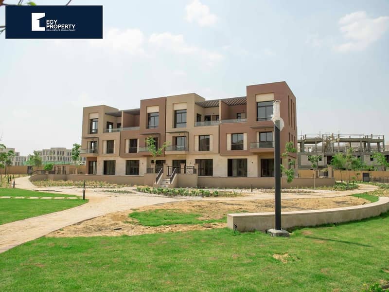 Villa Town House For sale With Best price on Installment until 2030 in District 5 -New Cairo 0