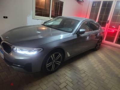 BMW 520 2023 advantage