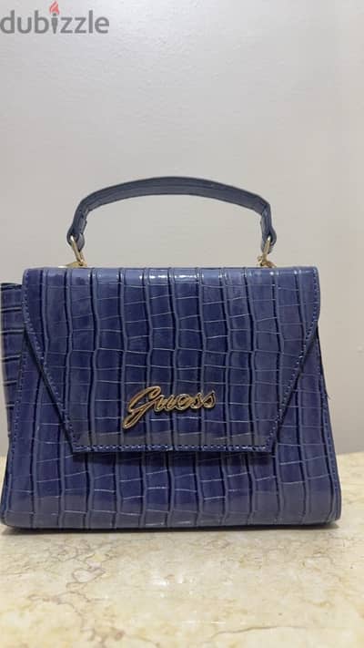 guess purse