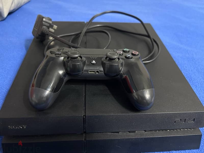 Playstation 4 1tb used like new 2