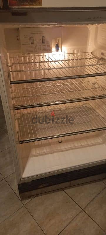 National 24 Feet Fridge With Freezer 4