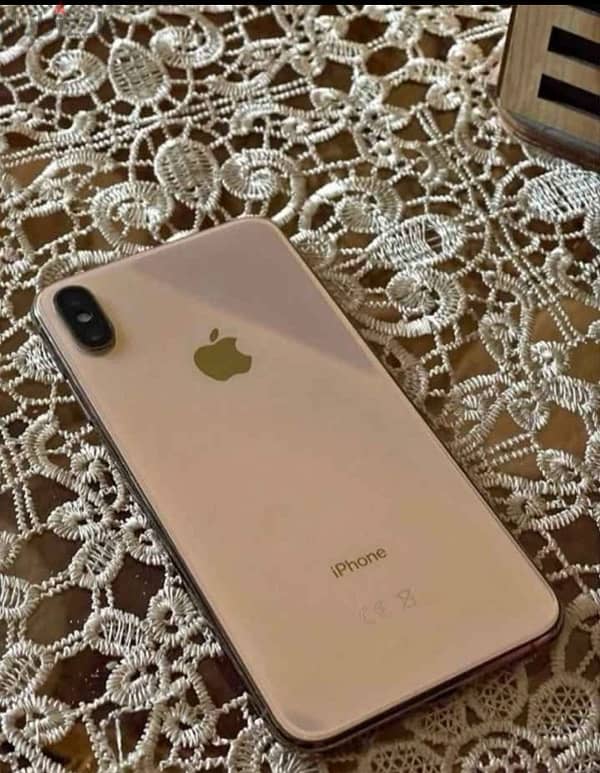 ايفون Xs Max مساحه ٦٤ 1