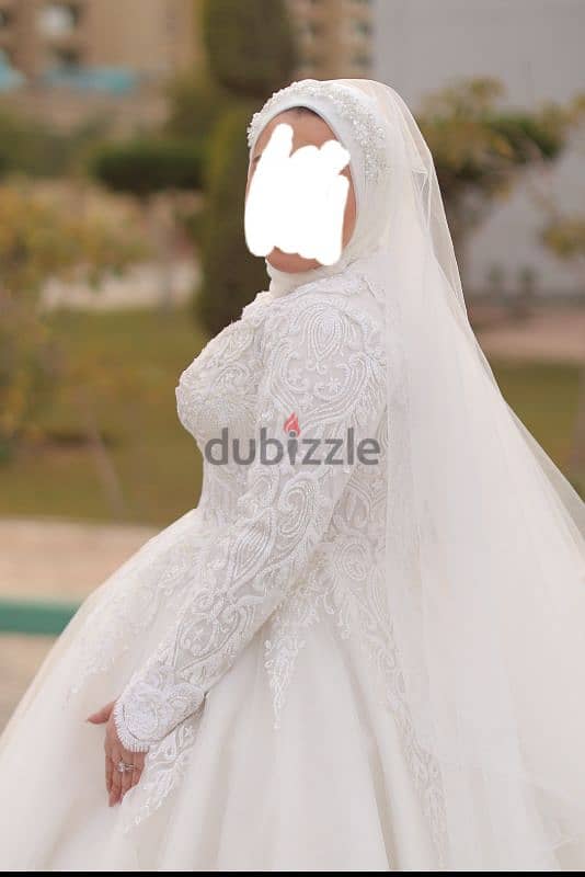 Wedding dress for Hijabis and non-Hijabis 3