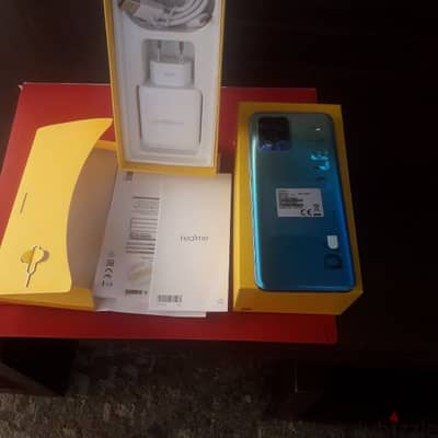 موبايل realme 8 pro للبيع حالته كانه جديد بدون اي خدوش