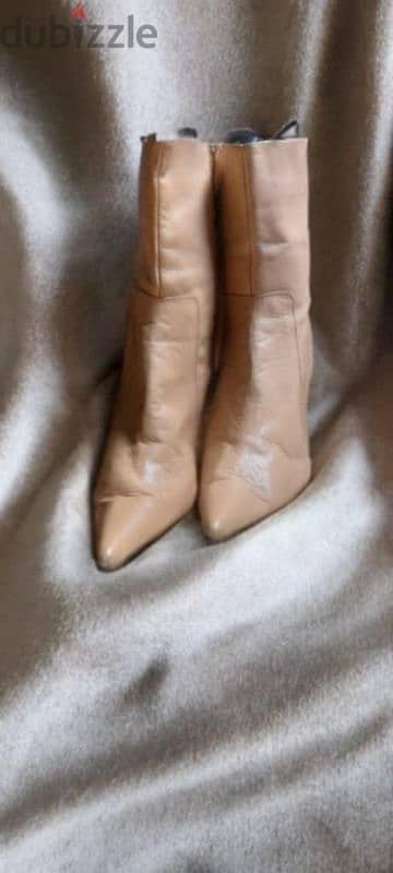 بوت حريمى ايطالي boots مقاس 39 6