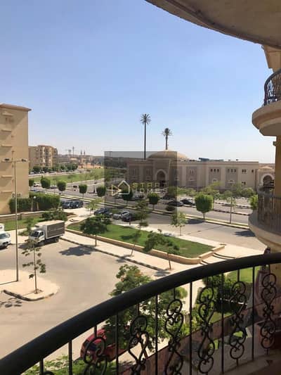 In front of the mosque and steps to the market, a furnished apartment for rent in Al-Rehab