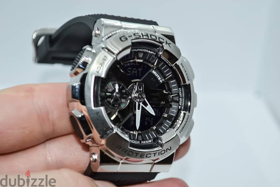 Casio - G-Shock - GM-110-1ADR 4