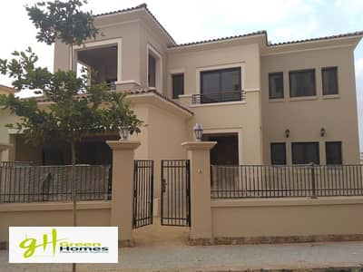 Standalone Villa Fully Finished for Sale in Uptown Cairo – Golf & Lake View