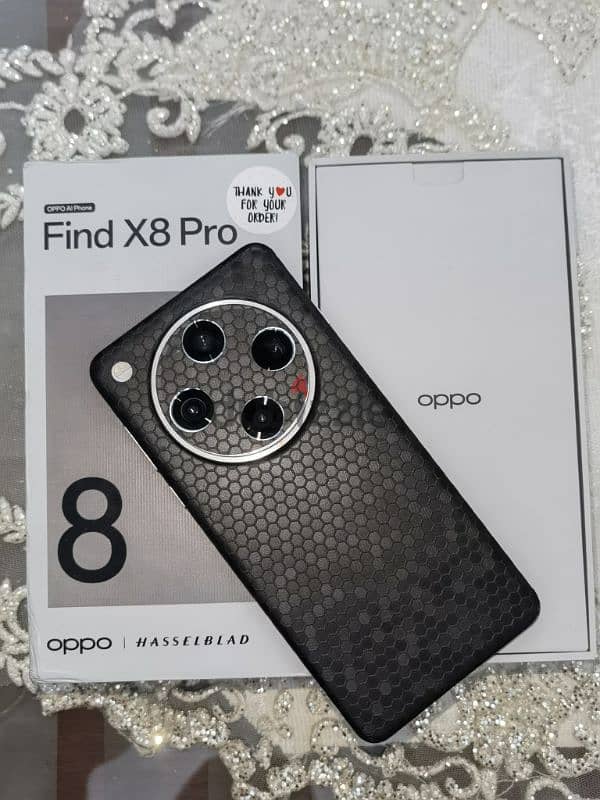 OPPO FIND X8 PRO 0