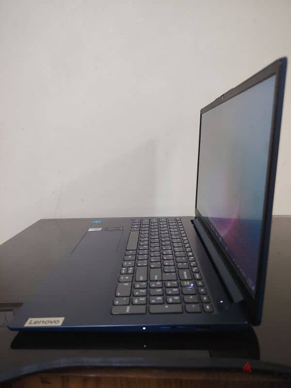 lenovo IdeaPad 1 15IAU7 1