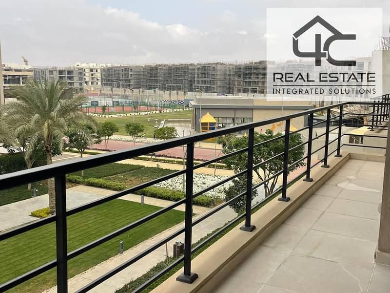 Ready to move Apartment 145 m 3 bedrooms Fully finished with  AC/s for sale in Fifth Square New Cairo 0