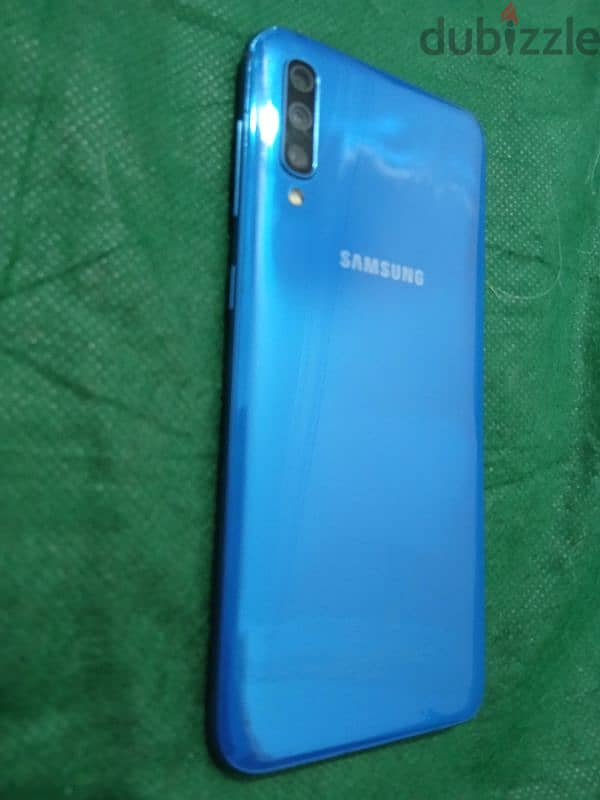 Samsung A50 3