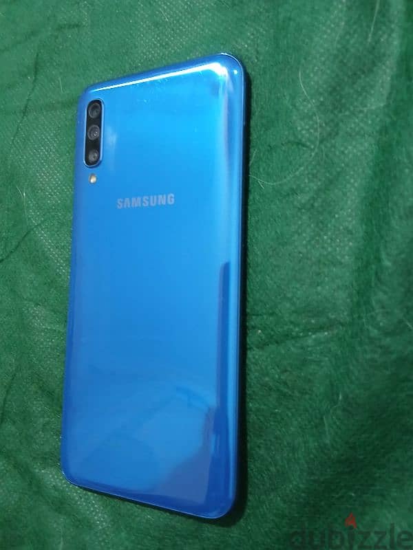 Samsung A50 4