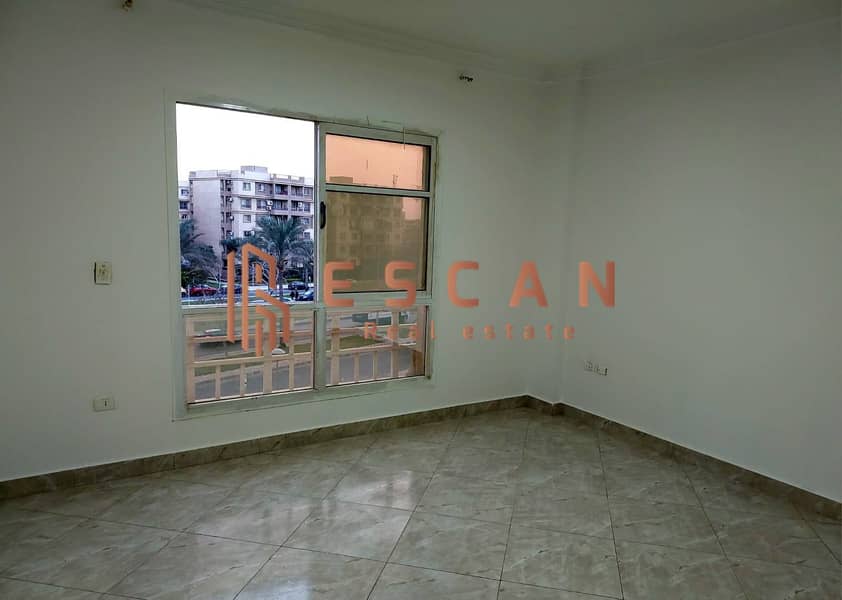 Apartment for rent, empty law, in Madinaty, 82 square meters, B7 0