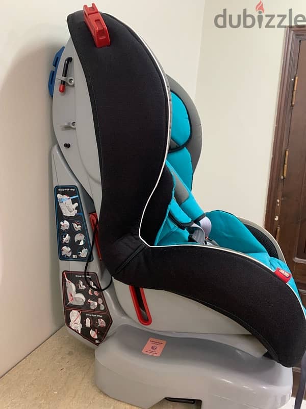 كرسي سيارة ماركة جونيورز Car seat juniors 1