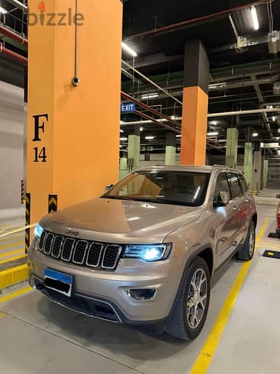 Jeep Grand Cherokee 2022