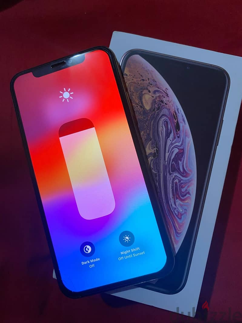 Iphone xs 256 ايفون اكس اس ٢٥٦ 4