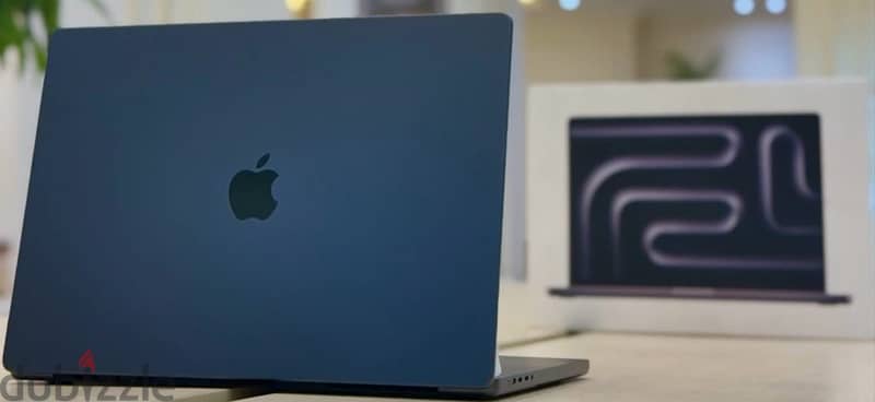 MacBook Pro m4 New …ماك بوك برو ام ٤جديد 5