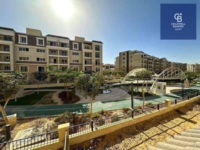 Directly from the owner, resale apartment in Sarai Compound, apartment with an open landscape, built area: 182 m2, first floor, 3 master bedrooms, 4 b