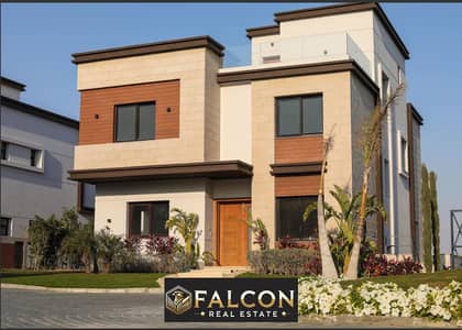 Villa TownHouse Ready To Move for sale next to Palm Hills and Mountain View and minutes from the American University in New Cairo