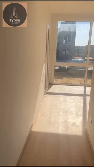 For rent, a ground floor apartment with a garden in Kian Badr El Din Compound, with a distinctive view