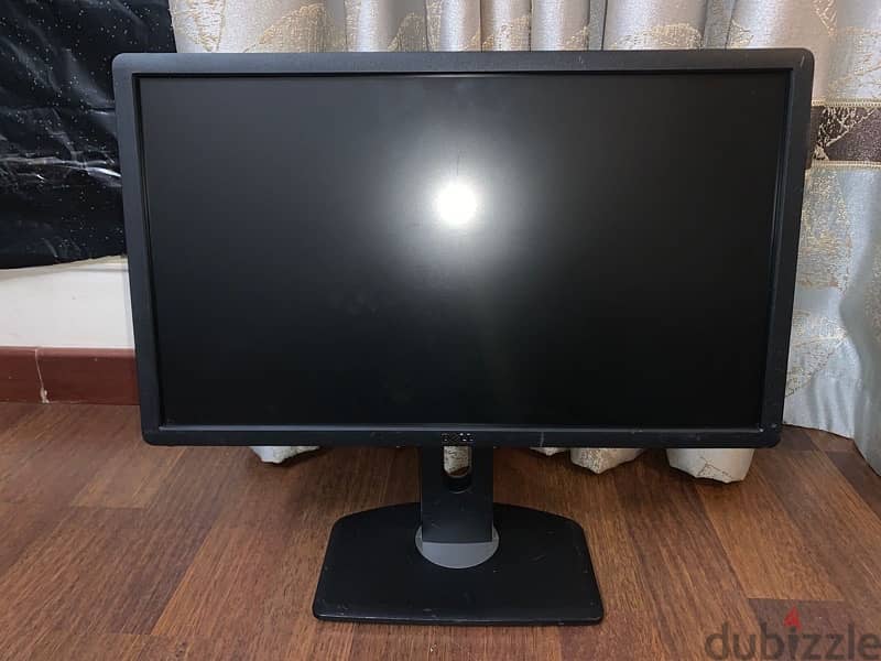 شاشه dell ٢٤ بوصه 60 hz من غير مداخل hd استعمال نظيف جدا 1