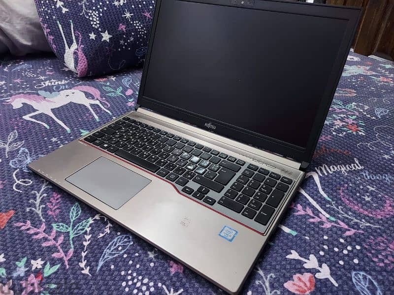 لاب توب fujitsu siemens i5 جيل سادس 3