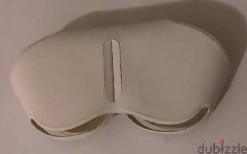 Apple AirPods Max with Smart Case 1