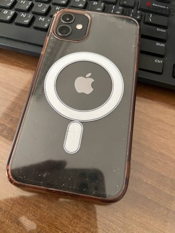 iphone 11 128 Gega بطاريه ٧٤٪؜ 3