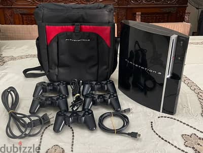 Playstation 3 - excellent condition - 2 controllers & bag