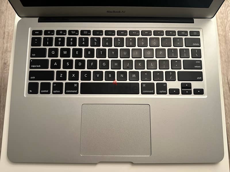 MacBook Air 2017 13-inch 4